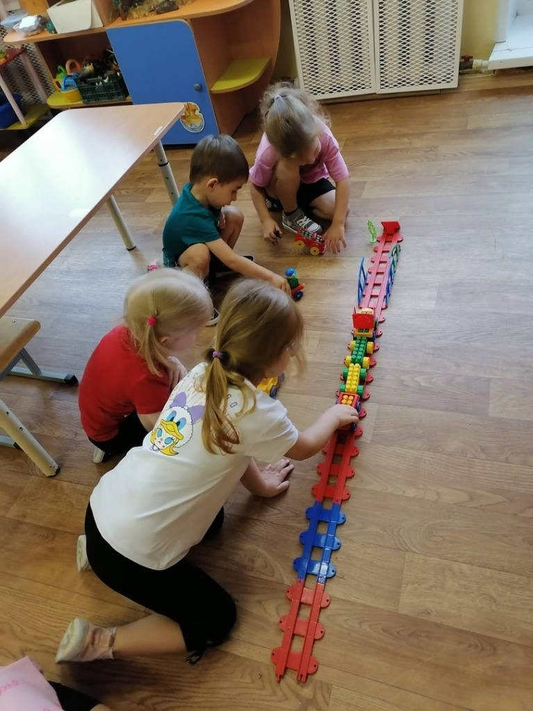 JWKUsdf3SZE.jpg